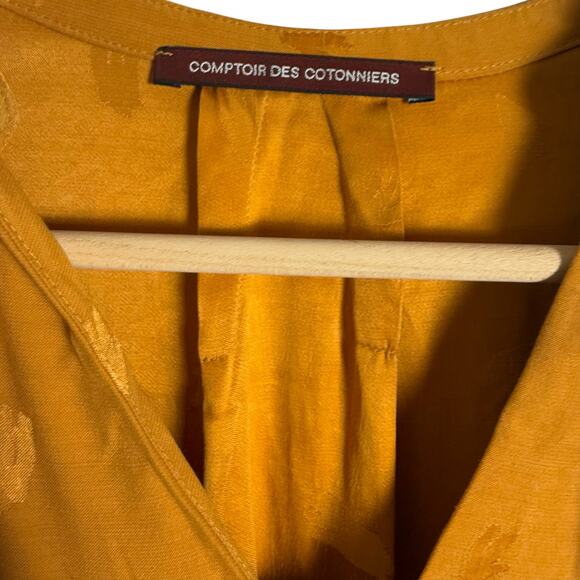 Comptoir des Cotonniers Mustard Yellow Long Sleeve V-Neck Cupro Blouse Size XS - Picture 2 of 11